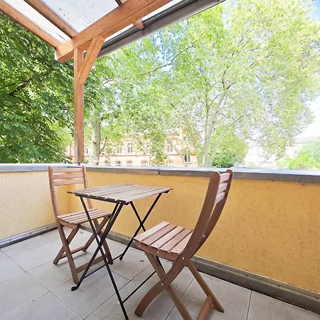 Tolstov House - 10 - 4 Baeder - Terrasse *